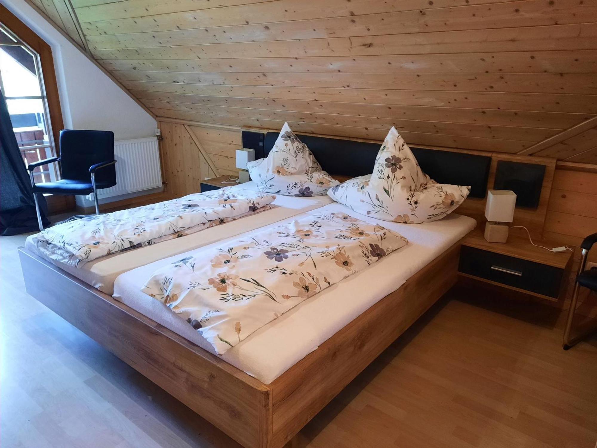 Ferienwohnung Schwarzwaldfeder Todtnau Extérieur photo
